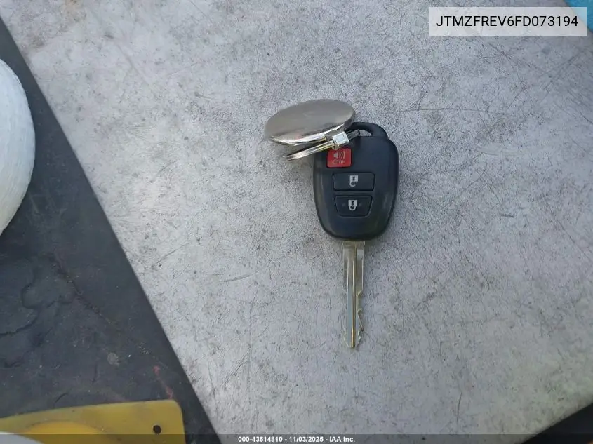 JTMZFREV6FD073194 2015 Toyota Rav4 Le