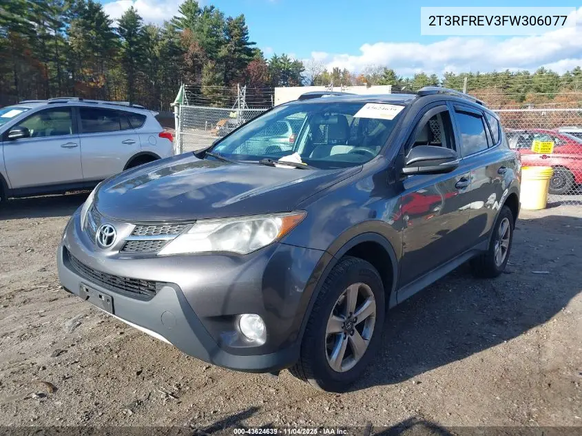 2T3RFREV3FW306077 2015 Toyota Rav4 Xle
