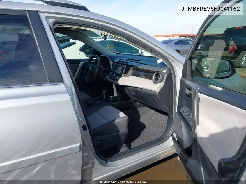 JTMBFREV5FJ041162 2015 Toyota Rav4 Le