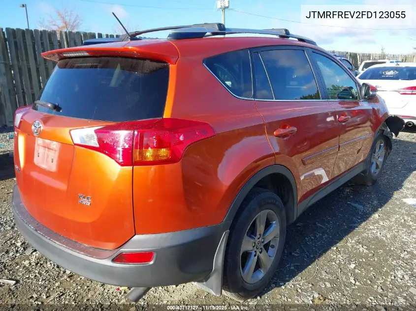 JTMRFREV2FD123055 2015 Toyota Rav4 Xle