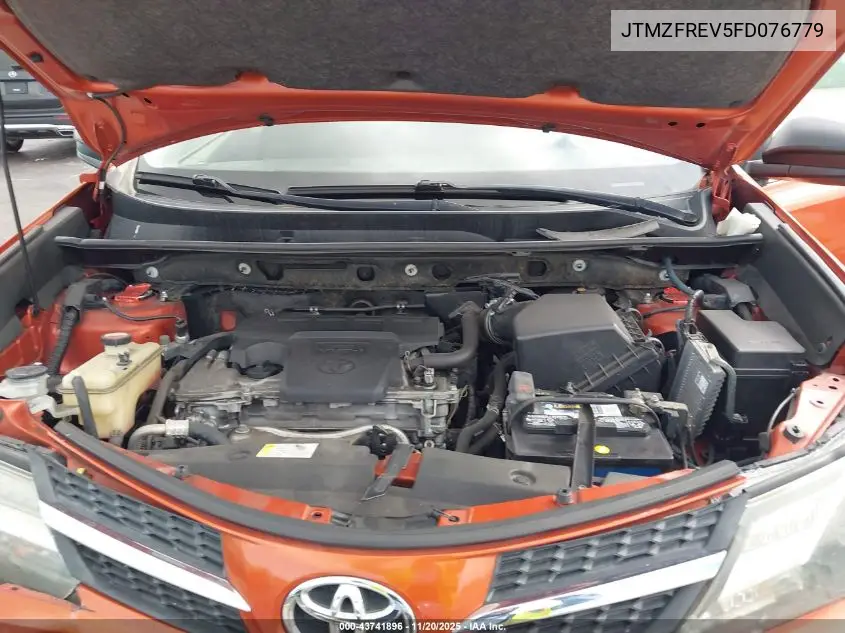 JTMZFREV5FD076779 2015 Toyota Rav4 Le