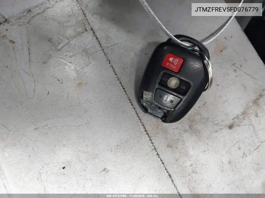 JTMZFREV5FD076779 2015 Toyota Rav4 Le