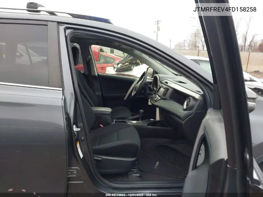 JTMRFREV4FD158258 2015 Toyota Rav4 Xle