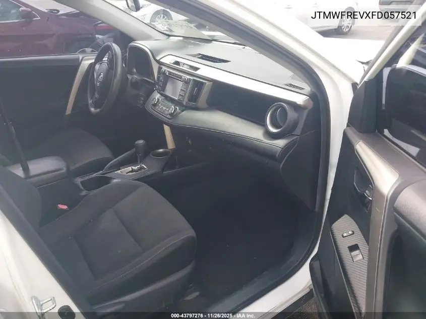 JTMWFREVXFD057521 2015 Toyota Rav4 Xle