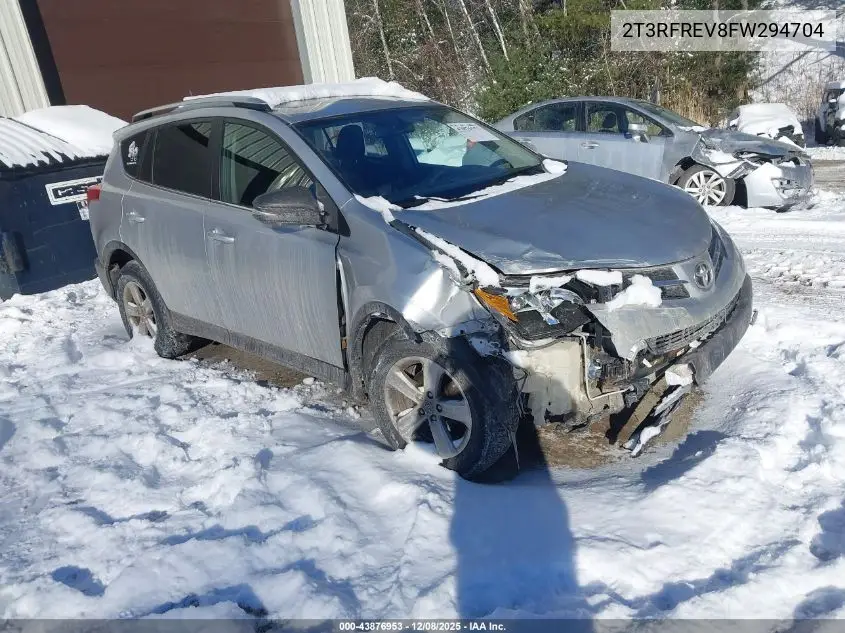 2T3RFREV8FW294704 2015 Toyota Rav4 Xle