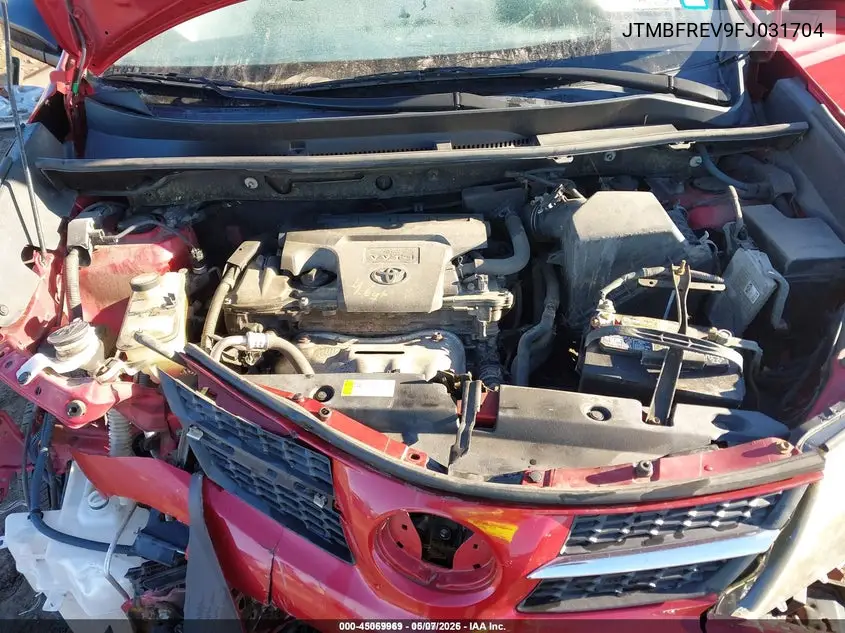JTMBFREV9FJ031704 2015 Toyota Rav4 Le