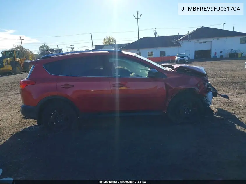 JTMBFREV9FJ031704 2015 Toyota Rav4 Le