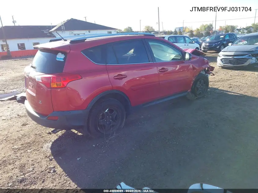 JTMBFREV9FJ031704 2015 Toyota Rav4 Le