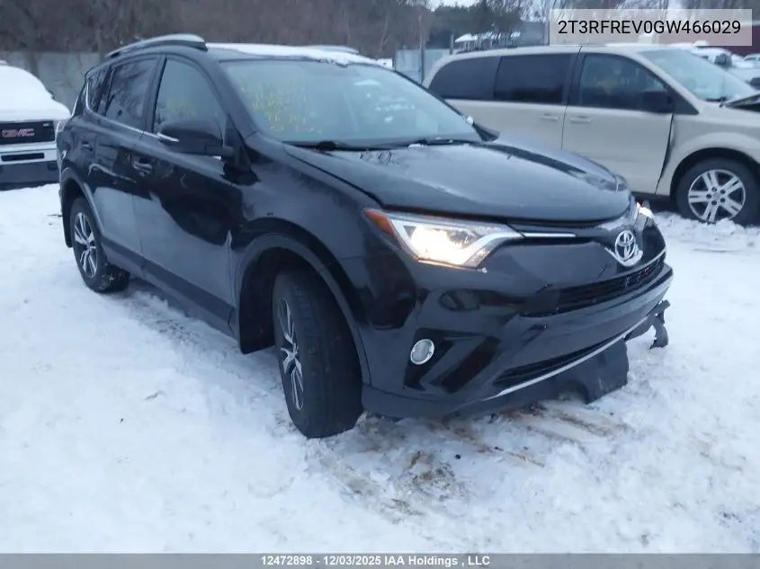 2T3RFREV0GW466029 2016 Toyota Rav4 Xle