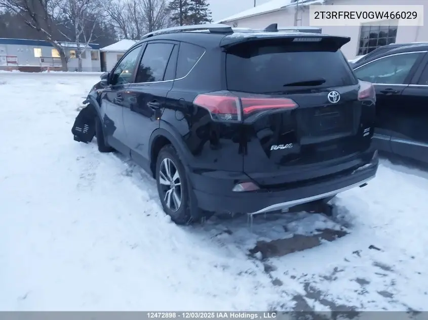 2T3RFREV0GW466029 2016 Toyota Rav4 Xle