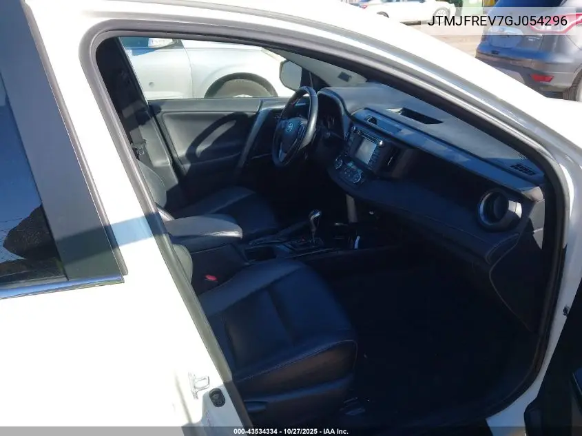 JTMJFREV7GJ054296 2016 Toyota Rav4 Se