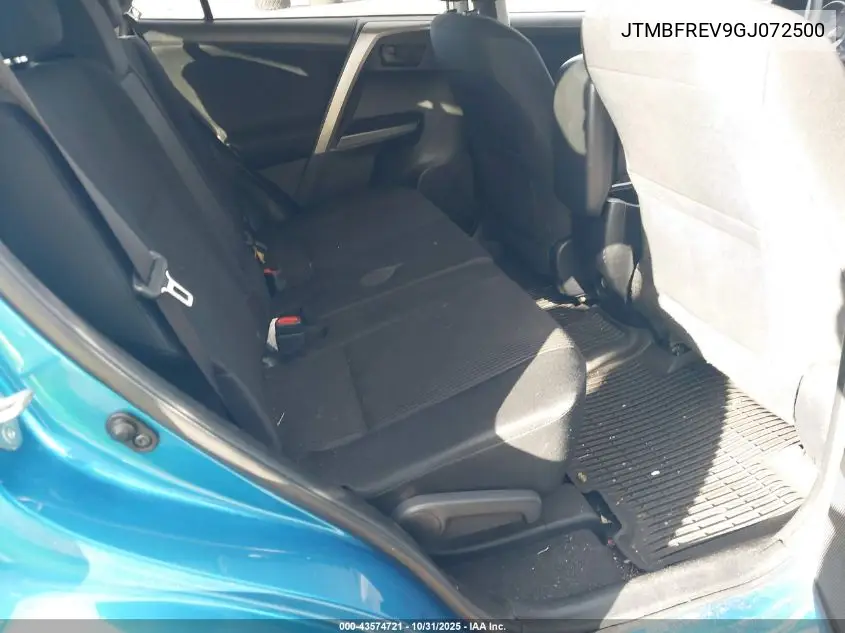 JTMBFREV9GJ072500 2016 Toyota Rav4 Le