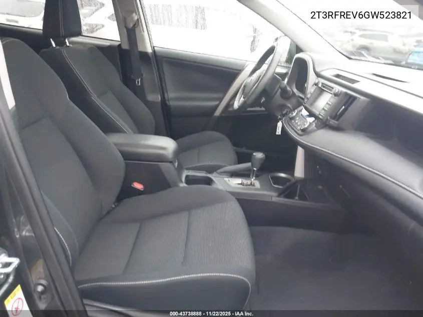 2T3RFREV6GW523821 2016 Toyota Rav4 Xle