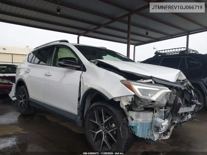 JTMNFREV1GJ066719 2016 Toyota Rav4 Se
