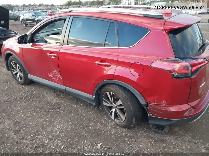 2T3RFREV9GW506852 2016 Toyota Rav4 Xle
