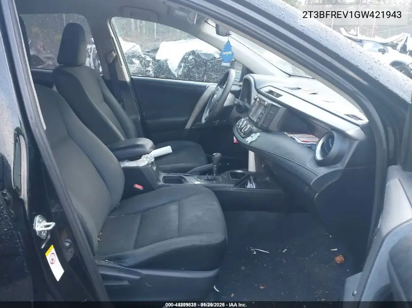 2T3BFREV1GW421943 2016 Toyota Rav4 Le
