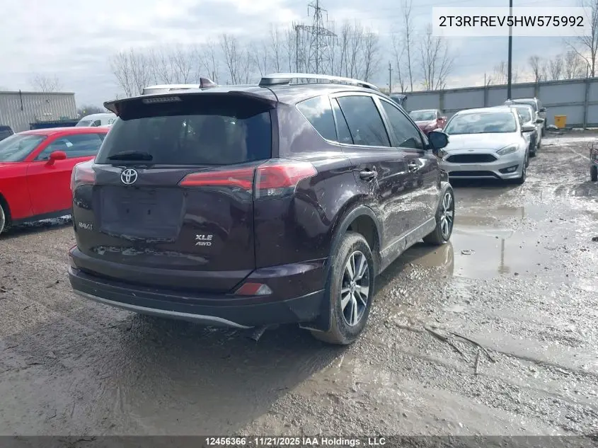 2T3RFREV5HW575992 2017 Toyota Rav4 Xle