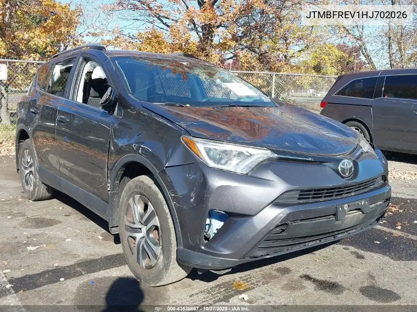JTMBFREV1HJ702026 2017 Toyota Rav4 Le