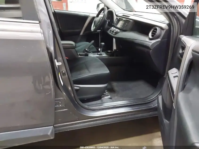 2T3ZFREV9HW359269 2017 Toyota Rav4 Le