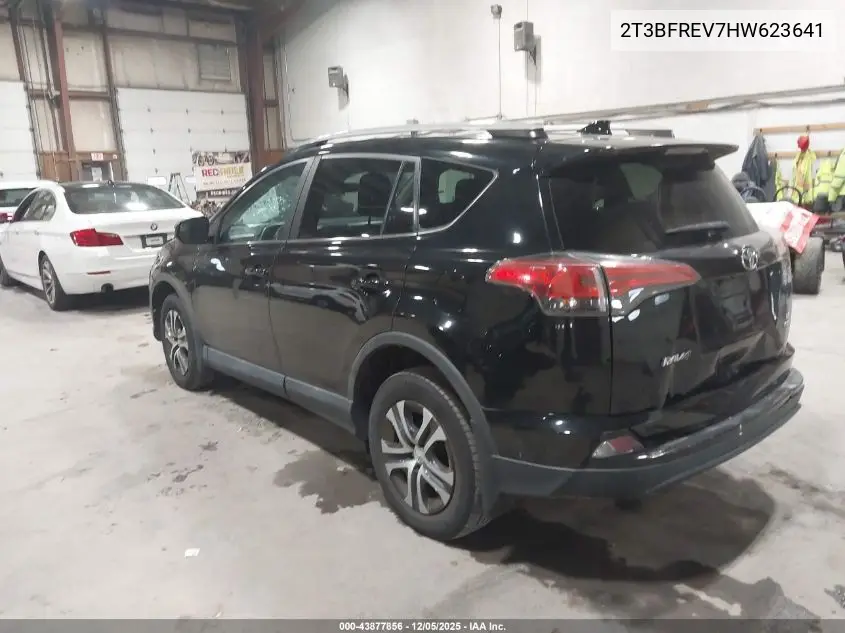 2T3BFREV7HW623641 2017 Toyota Rav4 Le
