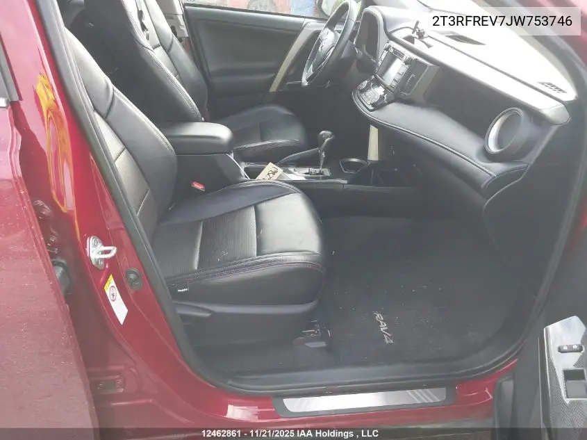 2T3RFREV7JW753746 2018 Toyota Rav4 Xle
