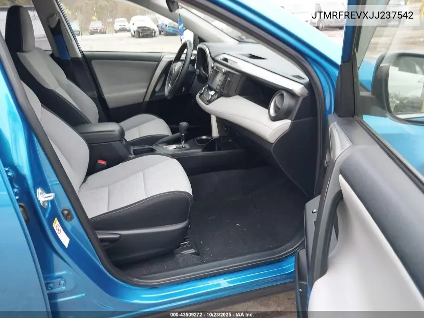JTMRFREVXJJ237542 2018 Toyota Rav4 Xle