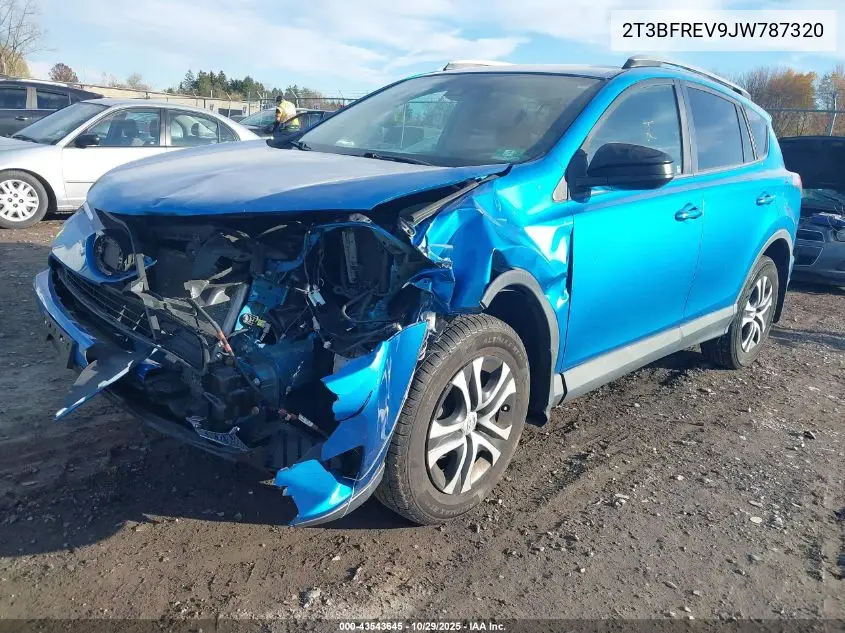 2T3BFREV9JW787320 2018 Toyota Rav4 Le