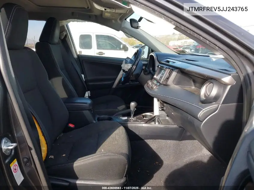 JTMRFREV5JJ243765 2018 Toyota Rav4 Xle