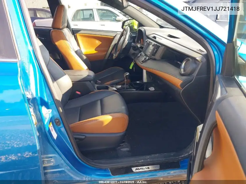 JTMJFREV1JJ721418 2018 Toyota Rav4 Se