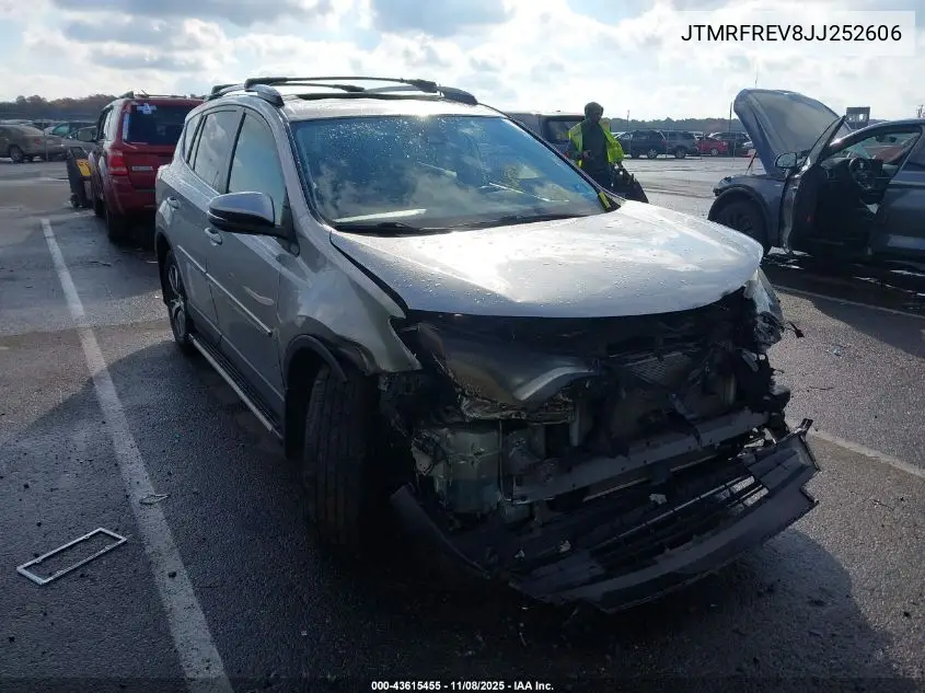 JTMRFREV8JJ252606 2018 Toyota Rav4 Xle