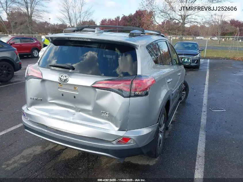 JTMRFREV8JJ252606 2018 Toyota Rav4 Xle
