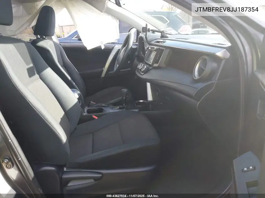 JTMBFREV8JJ187354 2018 Toyota Rav4 Le