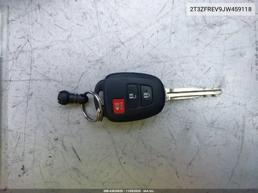 2T3ZFREV9JW459118 2018 Toyota Rav4 Le
