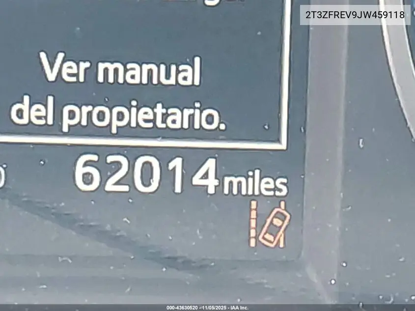 2T3ZFREV9JW459118 2018 Toyota Rav4 Le