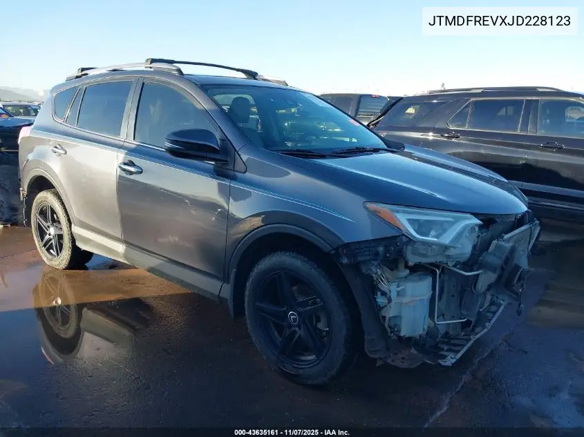 JTMDFREVXJD228123 2018 Toyota Rav4 Limited