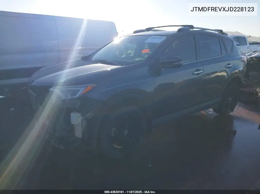 JTMDFREVXJD228123 2018 Toyota Rav4 Limited