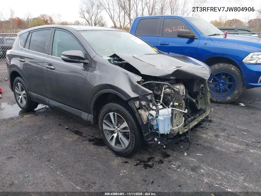 2T3RFREV7JW804906 2018 Toyota Rav4 Xle
