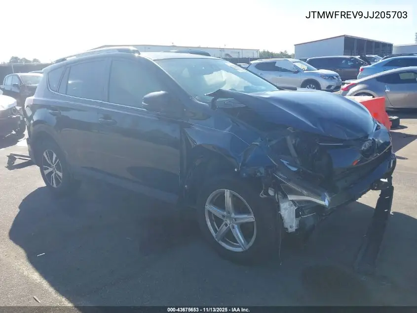 JTMWFREV9JJ205703 2018 Toyota Rav4 Xle