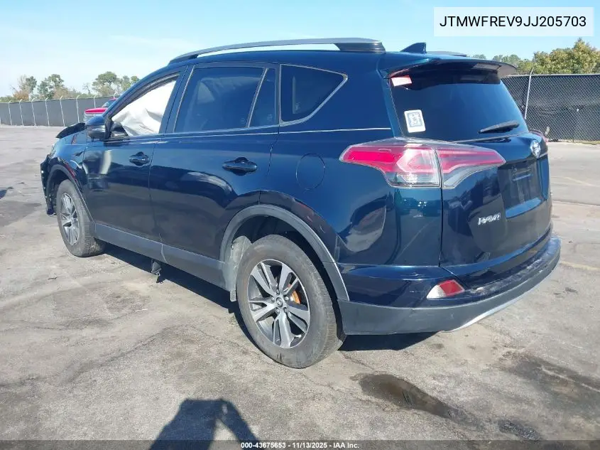 JTMWFREV9JJ205703 2018 Toyota Rav4 Xle