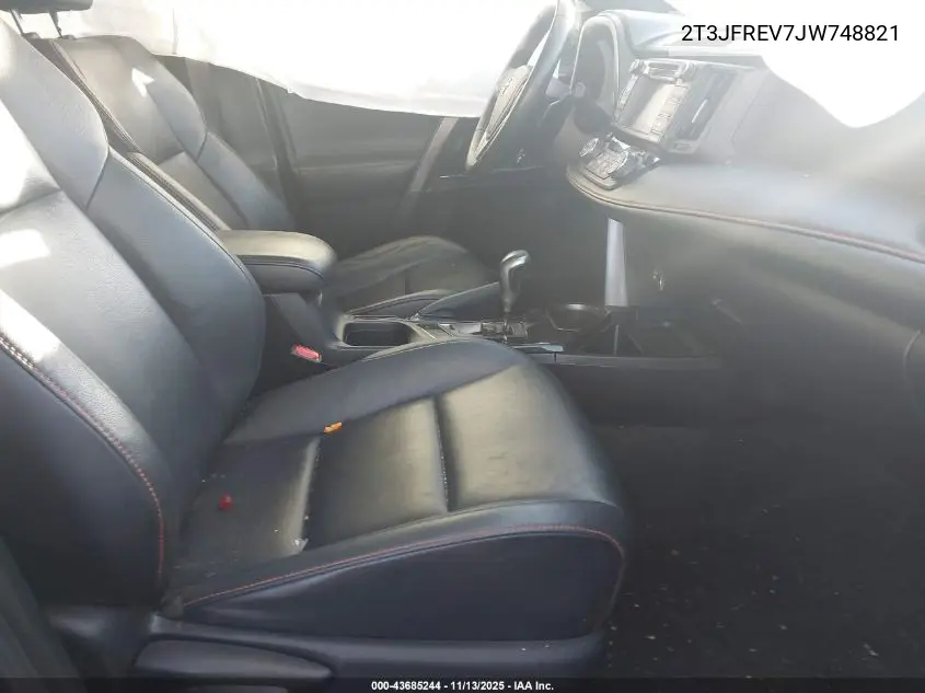 2T3JFREV7JW748821 2018 Toyota Rav4 Se