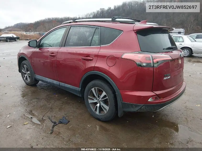 2T3RFREV0JW852697 2018 Toyota Rav4 Xle