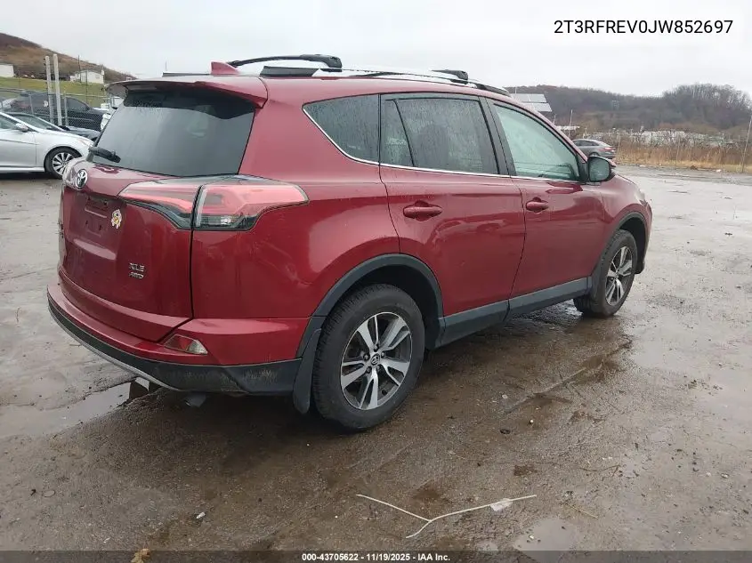 2T3RFREV0JW852697 2018 Toyota Rav4 Xle