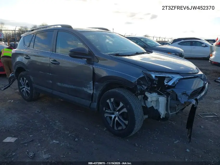 2T3ZFREV6JW452370 2018 Toyota Rav4 Le