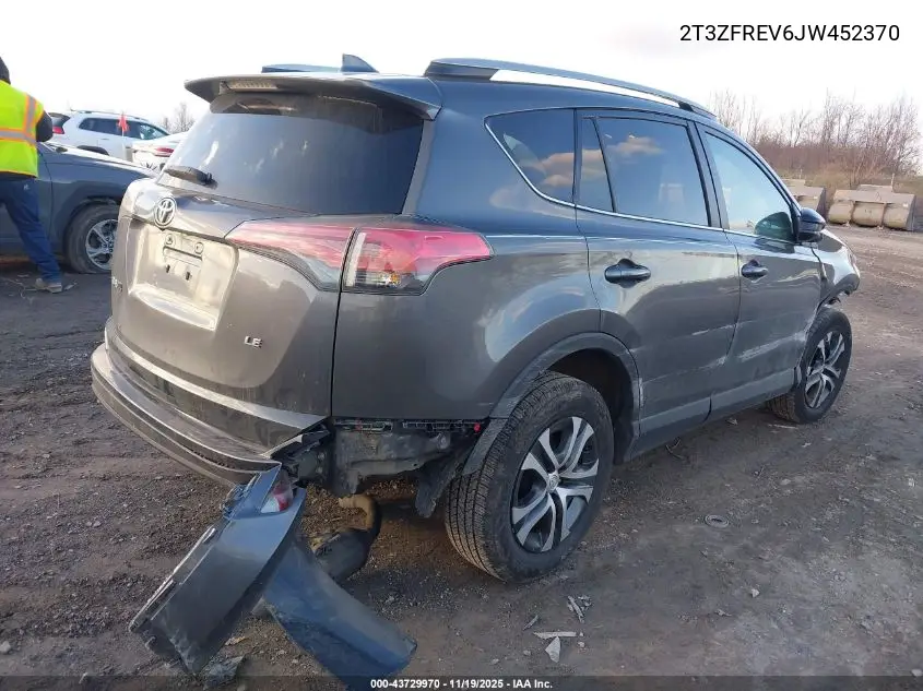 2T3ZFREV6JW452370 2018 Toyota Rav4 Le
