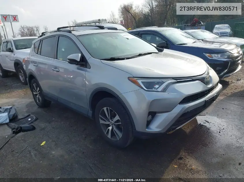 2T3RFREV0JW830571 2018 Toyota Rav4 Xle