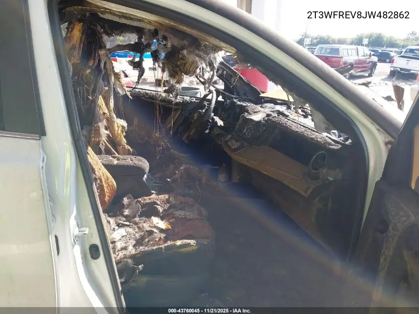 2T3WFREV8JW482862 2018 Toyota Rav4 Xle