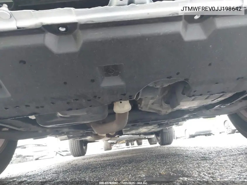 JTMWFREV0JJ198642 2018 Toyota Rav4 Xle