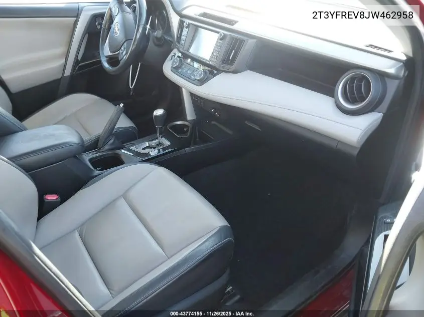 2T3YFREV8JW462958 2018 Toyota Rav4 Limited