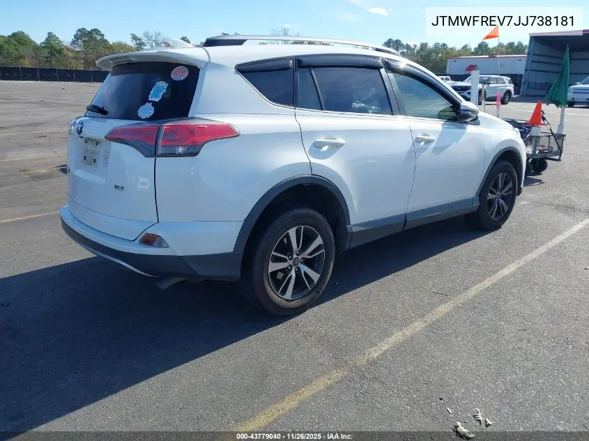 JTMWFREV7JJ738181 2018 Toyota Rav4 Xle