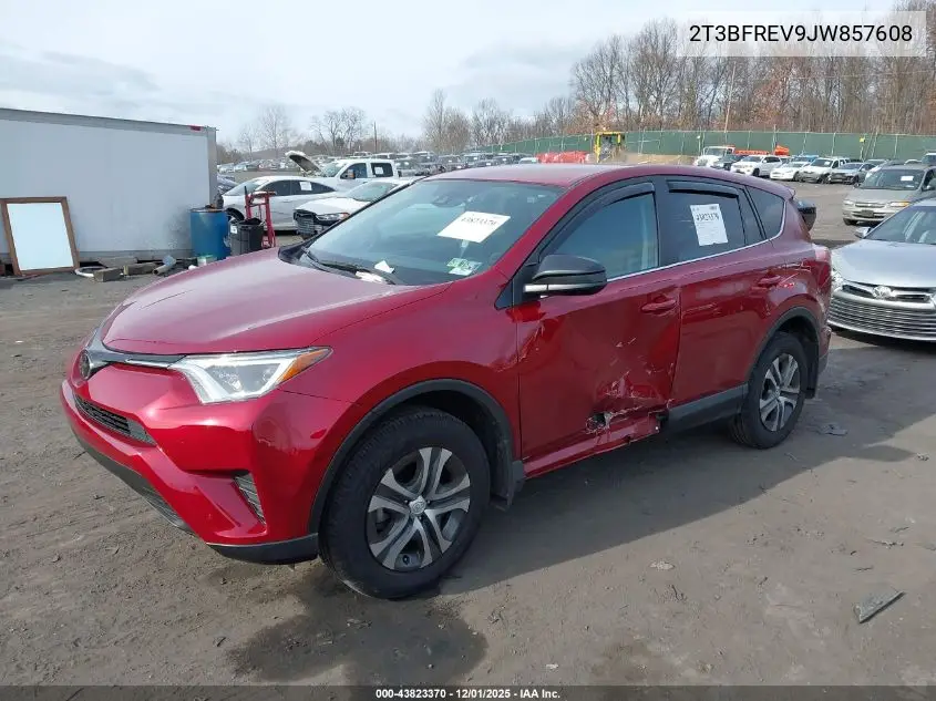 2T3BFREV9JW857608 2018 Toyota Rav4 Le